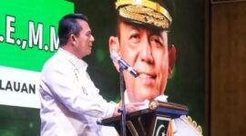 Gubernur Ansar Ahmad menyampaikan sambutan pada Pertemuan Regional Korp Regional KAHMI se Sumatera dihelat di Swissbell Hotel, Harbourbay, Batam, Sabtu (20/9/2025). Foto: INIKEPRI.COM/KepriProv 