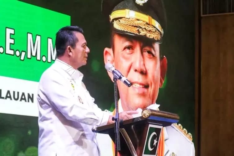 Gubernur Ansar Ahmad menyampaikan sambutan pada Pertemuan Regional Korp Regional KAHMI se Sumatera dihelat di Swissbell Hotel, Harbourbay, Batam, Sabtu (20/9/2025). Foto: INIKEPRI.COM/KepriProv