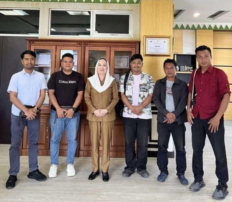 Lembaga Bantuan Hukum (LBH) Natuna menggelar audiensi bersama Bupati Natuna, Cen Sui Lan, di ruang kerja Bupati pada Selasa (23/9/2025) pagi. Foto: Istimewa/RRI