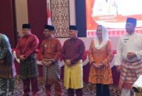 Bupati Natuna, Cen Sui Lan, menghadiri Rapat Forum Koordinasi Pimpinan Daerah (Forkopimda) sekaligus Rapat Koordinasi Pemerintah Daerah Kabupaten/Kota se-Provinsi Kepulauan Riau di Balairung Wan Sri Beni, Kantor Gubernur Kepulauan Riau, Dompak, Tanjungpinang, Jumat (12/9) pagi. Foto: INIKEPRI.COM