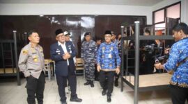 Wali Kota Tanjungpinang Lis Darmansyah bersama Wakil Wali Kota Raja Ariza dan unsur Forkopimda meninjau langsung kesiapan SR sementara di Jalan Borobudur, Rabu (17/9/2025). Foto: INIKEPRI.COM