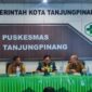 Dinas Kesehatan Pengendalian Penduduk dan KB Kota Tanjungpinang bersama Dinas Pemberdayaan Perempuan dan Perlindungan Anak Provinsi Kepulauan Riau menggelar Rapat Konvergensi Tim Percepatan Penurunan Stunting (TPPS) di Puskesmas Tanjungpinang, Senin (1/9). Foto: INIKEPRI.COM