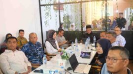 rapat evaluasi dan percepatan program MBG, di RM Soedoeng Rembulan, Sabtu (27/9). Foto: INIKEPRI.COM/TanjungpinangKota 