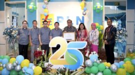 PT PLN Batam menorehkan langkah strategis dalam perjalanan transisi energi dengan melakukan penjualan perdana Renewable Energy Certificate (REC) kepada PT Volex Indonesia. Foto: INIKEPRI.COM/PLN Batam