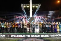 Malam Puncak Batam Batik Fashion Week (BBFW) 2025 di Dataran Engku Putri Batam Center, Sabtu (4/10/2025). Foto: INIKEPRI.COM