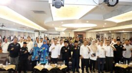 Wali Kota Batam sekaligus Kepala BP Batam, Amsakar Achmad, membuka kegiatan Sosialisasi Kampung Pariwisata Madani 2025 di Ruang Ferdinand De Suez, Lantai 2 Pacific Palace Hotel, Rabu (8/10/2025). Foto: INIKEPRI.COM