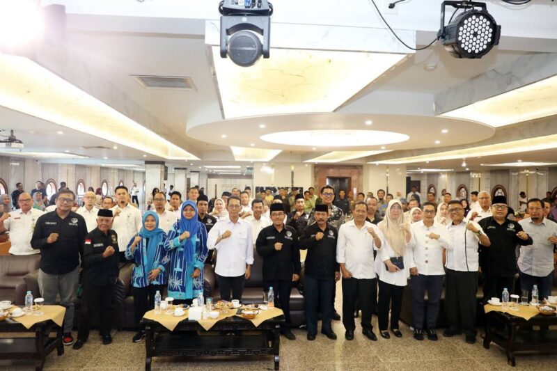 Wali Kota Batam sekaligus Kepala BP Batam, Amsakar Achmad, membuka kegiatan Sosialisasi Kampung Pariwisata Madani 2025 di Ruang Ferdinand De Suez, Lantai 2 Pacific Palace Hotel, Rabu (8/10/2025). Foto: INIKEPRI.COM