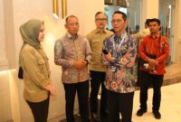 Wali Kota Batam, Amsakar Achmad, menghadiri Rapat Koordinasi Nasional (Rakornas) Tim Percepatan Akses Keuangan Daerah (TPAKD) Tahun 2025 yang digelar di Jakarta, Jumat (10/10/2025). Foto: INIKEPRI.COM/Media Center Batam 