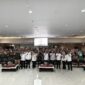Amsakar saat membuka Sosialisasi Dana BOSP Jenjang SD dan SMP Tahun 2025 yang digelar di Ruang Rapat Lantai IV Kantor Wali Kota Batam. Foto: INIKEPRI.COM
