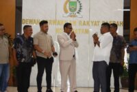Anwar Anas saat menyambut Komisi I DPRD Kabupaten Padang Lawas, Sumatera Utara. Foto: INIKEPRI.COM