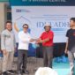 Dalam semangat Idul Adha 1446 H, PT PLN Batam menyelenggarakan kegiatan penyembelihan hewan kurban sebagai bentuk kepedulian sosial dan rasa syukur kepada Allah SWT. Kurban tahun ini berasal dari partisipasi jajaran Komisaris, Direksi, serta para pegawai PLN Batam, dengan total 3 ekor sapi dan 6 ekor kambing yang disembelih dan didistribusikan kepada masyarakat sekitar serta pelanggan setia PLN Batam. Foto: INIKEPRI.COM/PLN Batam 