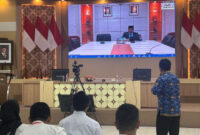 Penjabat (Pj) Sekretaris Daerah (Sekda) Kota Batam, Firmansyah, memberikan ceramah tentang manajemen perubahan sektor publik pada kegiatan Pelatihan Kepemimpinan Administrator (PKA) Angkatan IV Tahun 2025. Foto: Istimewa 