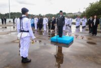 Peringatan Hari Pahlawan Tingkat Kota Batam Tahun 2025 di Markas Komando Daerah Angkatan Laut (Kodaeral) IV, Batuampar, Senin (10/11/2025). Foto: INIKEPRI.COM