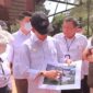 Amsakar Achmad dan Li Claudia Chandra meninjau TPA Punggur. Foto: INIKEPRI.COM