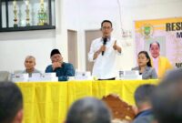 Amsakar saat menghadiri kegiatan reses Anggota DPRD Kota Batam, Novela F. Sinaga, masa persidangan I tahun sidang 2025 di fasilitas umum Pendopo Cluster Cendrawasih Merak, Perumahan KDA. Foto: INIKEPRI.COM/Media Center Batam 