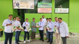 Komunitas Jurnalis Kepri (KJK) kembali menunjukkan kepedulian sosialnya melalui kegiatan bakti sosial yang digelar di Panti Asuhan Nur Arrahman, Perumahan Puri Surya, Tanjungpinang. Foto: INIKEPRI.COM