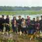 Dalam rangka menjaga kelestarian daerah tangkapan air, BP Batam mengadakan kegiatan gotong royong di waduk Duriangkang pada Sabtu (22/11/2025) pagi. Foto: INIKEPRI.COM/BP Batam 