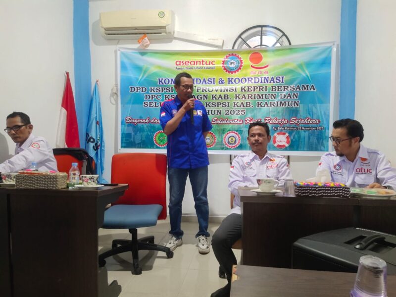 Dewan Pimpinan Daerah Konfederasi Serikat Pekerja Seluruh Indonesia (DPD KSPSI) Kepulauan Riau menggelar konsolidasi struktural bersama jajaran DPC KSPSI Karimun di Sekretariat Bersama KSPSI Karimun, Jl. Pertambang. Foto: INIKEPRI.COM