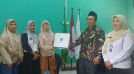 Universitas Terbuka (UT) Batam kembali memperluas jangkauan layanan pendidikannya dengan melakukan sosialisasi ke Madrasah Aliyah Negeri (MAN) Karimun. Foto: INIKEPRI.COM