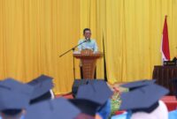 Ansar dalam Sidang Senat Terbuka Sekolah Tinggi Ilmu Sosial dan Ilmu Politik (STISIPOL) Raja Haji Tanjungpinang dalam rangka Wisuda Tahun Akademik 2025 yang digelar di Mega Ballroom CK Hotel Tanjungpinang, Sabtu (20/12/2025). Foto: INIKEPRI.COM