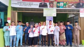 Wali Kota Batam, Amsakar Achmad, meninjau langsung aktivitas Koperasi Kelurahan Merah Putih Sagulung Kota, Senin (15/12/2025). Foto: INIKEPRI.COM