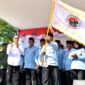 Wali Kota Batam, Amsakar Achmad, secara resmi mengukuhkan Pengurus Dewan Pimpinan Pusat Ikatan Keluarga Rempang Galang (DPP IKRAL) periode 2025-2030 di Lapangan Bola Sijantung, Kecamatan Galang. Foto: INIKEPRI.COM