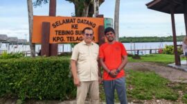 Syahruddin, nelayan asal Natuna terdampar di wilayah Kuching, Malaysia, pada Sabtu (13/12) setelah kapal yang dikemudikannya keluar jalur akibat kerusakan alat navigasi GPS. Foto: INIKEPRI.COM