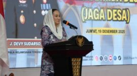 Bupati Natuna Cen Sui Lan saat memberikan sambutan pada Sosialisasi Program Jaksa Garda Depan (Jaga Desa) sekaligus Penandatanganan Pakta Integritas Kepala Desa se-Kabupaten Natuna. Foto: INIKEPRI.COM