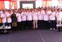 peresmian dan peninjauan program Pembangkit Listrik Tenaga Surya (PLTS) berbasis koperasi di Pulau Sembur. Foto: INIKEPRI.COM