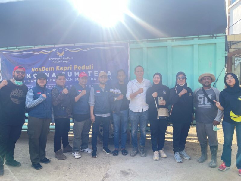 Tim NasDem Kepri Peduli tiba di Aceh Tamiang. Foto: INIKEPRI.COM