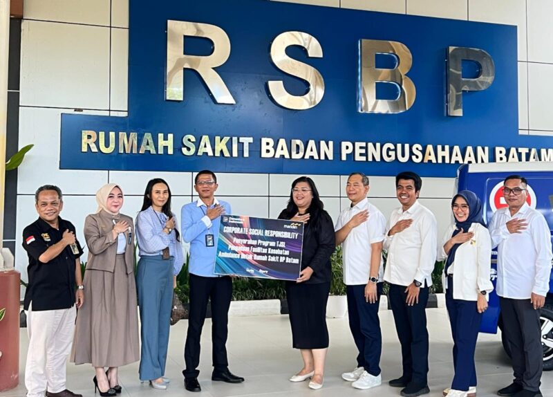 Rumah Sakit BP Batam (RSBP Batam) menerima bantuan Corporate Social Responsibility (CSR) dari Bank Mandiri berupa 1 (satu) unit ambulans dalam kondisi siap pakai. Foto: INIKEPRI.COM/BP Batam 