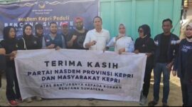 Tim NasDem Kepri Peduli saat berada di Aceh Tamiang. Foto: INIKEPRI.COM