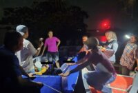 Kapolres Bintan AKBP Yunita Stevani turun langsung saat menggagalkan upaya pemberangkatan sembilan calon pekerja migran Indonesia (CPMI) nonprosedural yang diduga akan diberangkatkan ke Malaysia melalui jalur laut ilegal. Foto: INIKEPRI.COM