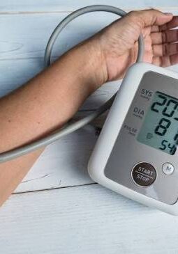 Tekanan Darah Naik Mendadak? Ini Tips Menurunkannya dalam 5 Menit