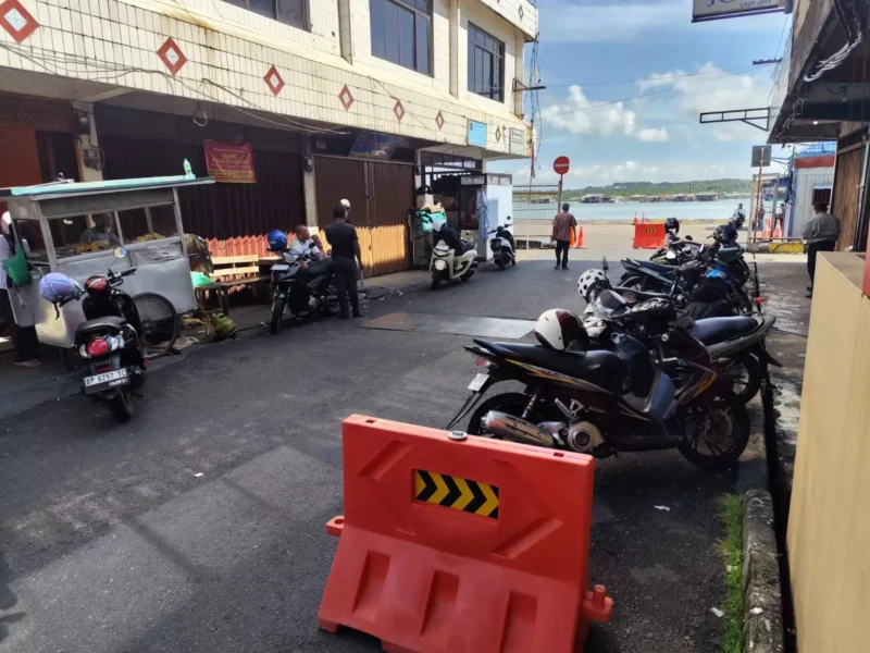 Jalan Pelantar II kini sudah dapat dilalui kendaraan seiring telah rampungnya pekerjaan rekonstruksi oleh Dinas Perkim Kepri. Proyek Ini rampung awal Desember 2025 dan sesuai target. Foto: INIKEPRI.COM/Dinas Perkim Kepri