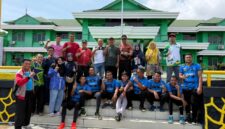 Tim bola voli Kantor Kementerian Agama (Kemenag) Kota Batam resmi mengukuhkan diri sebagai yang terbaik dalam ajang ekshibisi olahraga Hari Amal Bakti (HAB) ke-80 Kemenag RI. Foto: INIKEPRI.COM