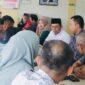 Gubernur Kepulauan Riau H. Ansar Ahmad, Sabtu (3/1/26) memimpin Rapat Koordinasi Persiapan Pendampingan Tata Kelola Rumah Sakit (TKRS) RSUD Raja Ahmad Tabib (RAT) oleh RSUP Hasan Sadikin Bandung, digelar di Kedai Kopi Batu 10, Tanjungpinang. Foto: INIKEPRI.COM/KepriProv 