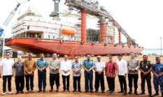 Sejarah Baru Industri Maritim, Kapal FLF Buatan Batam Resmi Mengapung, Amsakar: Bukti SDM Indonesia Mampu Bersaing