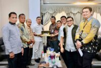 Sekretaris Daerah (Sekda) Kota Batam, Firmansyah, menerima kunjungan kerja anggota DPRD Kabupaten Siak. Foto: INIKEPRI.COM/Media Center Batam