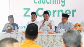 Sekretaris Daerah Kota Batam, Firmansyah, mewakili Wali Kota dan Wakil Wali Kota Batam, meresmikan Z-Corner BAZNAS Kota Batam sekaligus menyerahkan bantuan usaha kepada mustahik, di kawasan Masjid Al Ihsan, Kelurahan Tanjung Buntung, Kecamatan Bengkong. Foto: INIKEPRI.COM/Media Center Batam 