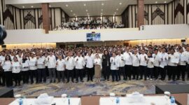 BP Batam secara resmi menyerahkan SK kepada 718 pegawai, terdiri dari 681 pegawai tetap dan 57 pegawai P2K, Senin (12/1/2026). Foto: INIKEPRI.COM/BP Batam 