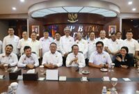 Kepala BP Batam, Amsakar Achmad, secara resmi menerima kunjungan silaturahmi dan audiensi pengurus baru Kamar Dagang dan Industri (KADIN) Kota Batam dan KADIN Provinsi Kepulauan Riau (Kepri). Foto: INIKEPRI.COM/BP Batam 