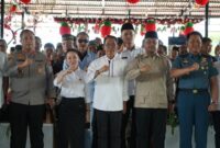 Kepala BP Batam, Amsakar Achmad, bersama Wakil Kepala BP Batam Li Claudia Chandra menemui warga Rempang Galang untuk memaparkan rencana pembangunan Sekolah Rakyat Terintegrasi Merah Putih. Foto: INIKEPRI.COM/BP Batam 