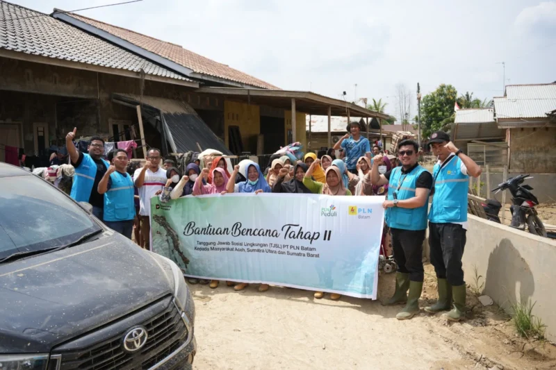 PT PLN Batam kembali menunjukkan komitmen kemanusiaannya dengan menyalurkan Bantuan Kemanusiaan Tahap 2 bagi masyarakat terdampak banjir di wilayah Sumatera, khususnya di Kabupaten Aceh Tamiang. Foto: INIKEPRI.COM/PLN Batam 