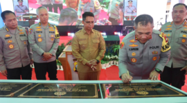  Kepala Kepolisian Daerah Kepulauan Riau, Irjen Pol. Asep Safrudin, meresmikan sejumlah fasilitas strategis di lingkungan Polres Karimun. Foto: INIKEPRI.COM