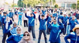 Wali Kota Batam Amsakar Achmad saat silaturahmi Persatuan Purna Bakti Pemerintah Kota Batam yang digelar di Dataran Engku Putri, Batam Centre. Foto: INIKEPRI.COM/Media Center Batam 