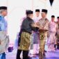 Wali Kota Batam Amsakar Achmad secara resmi membuka Musabaqah Tilawatil Qur’an dan Hadits (MTQH) XXXIV serta Bazar TP-PKK Tingkat Kecamatan Lubukbaja, yang dipusatkan di halaman Kantor Camat Lubukbaja, Sabtu (7/2/2026) malam. Foto: INIKEPRI.COM/Media Center Batam 