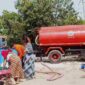 BPBD Kota Tanjungpinang menyalurkan air bersih ke sejumlah wilayah. Foto: INIKEPRI.COM