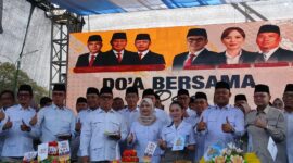 Puncak peringatan Hari Lahir (Harlah) ke-18 Partai Gerindra di Provinsi Kepulauan Riau (Kepri) berlangsung khidmat dan sarat makna. Kegiatan tersebut digelar pada Jumat (6/2/2026) dan dipusatkan di Sekretariat DPC Partai Gerindra Kepri, Kota Batam. Foto: INIKEPRI.COM
