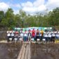 Sempena peringatan Hari Pers Nasional (HPN) 2026, Komunitas Jurnalis Kepri (KJK) menggelar kegiatan penanaman mangrove di Kampung Sungai Tiram, Desa Penaga, Kecamatan Teluk Bintan, Provinsi Kepulauan Riau (Kepri), Minggu (8/9/2026) pagi. Foto: INIKEPRI.COM